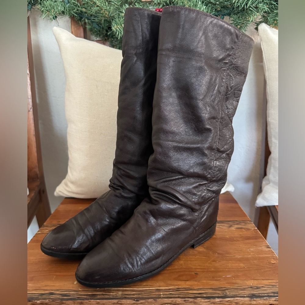Siberian Husky boots brown color. Size 7